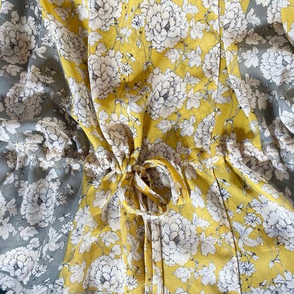 CAbi Amelia Gather‎ V Neck Hi Lo Floral Sheer Top S - Picture 6 of 14